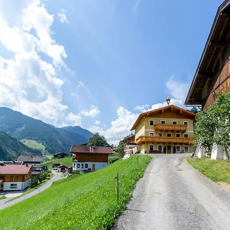 Saalachblick Apartmán *